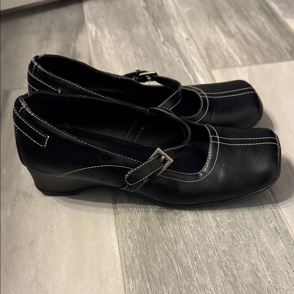 Unlisted Black Mary Jane Square-Toe Heels with White Stitching - Picture 6 of 8
